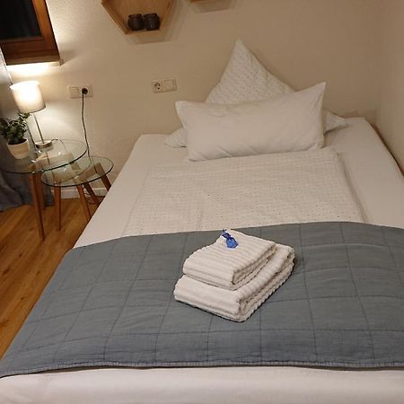 Gemuetliche Ferienwohnung Am Ortsrand Kreuzwertheim エクステリア 写真